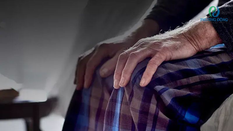 Nhiệt độ ban đêm hạ thấp dễ khiến quá trình lưu thông máu bị ảnh hưởng