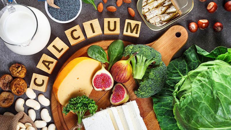 Hãy bổ sung thêm các thực phẩm có hàm lượng canxi cao vào bữa ăn hàng ngày