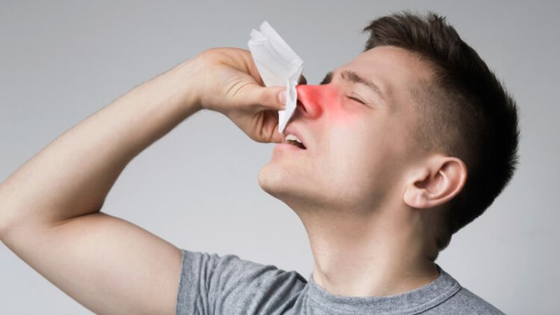Gãy sống mũi không điều trị kịp thời có thể khiến người đau đớn nhiều