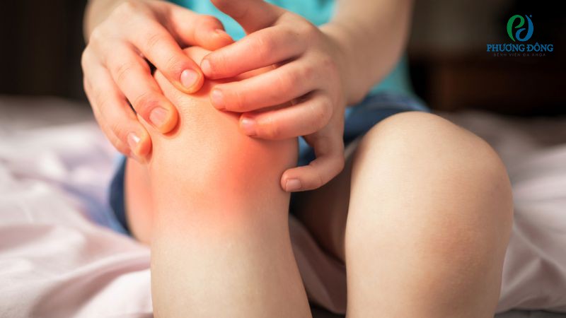 Viêm khớp thiếu niên tự phát ở trẻ em có thể trở thành nguyên nhân gây viêm màng bồ đào trước