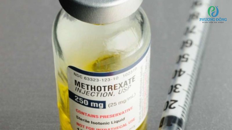 Áp dụng liệu pháp ức chế miễn dịch với trường hợp viêm mạn tính nguy cơ tổn thương thị lực