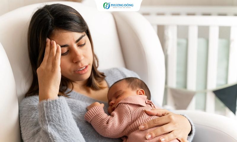 Hỏi đáp bác sĩ Tâm thần: Dễ cáu gắt, mất kiểm soát cảm xúc sau sinh có cần đi khám?