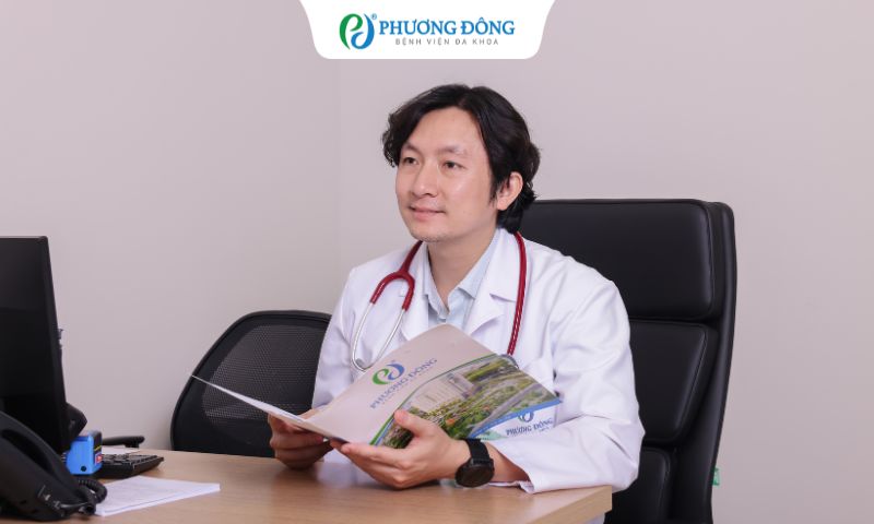 Rơi đũa khi đang ăn cơm, cụ ông được cho uống An cung, 1 ngày sau phải nhập viện
