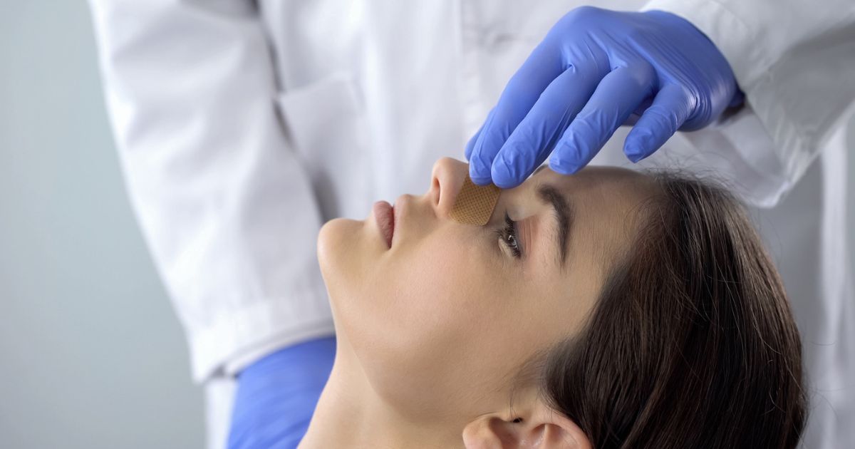 Xương mũi chỉ có thể tự lành trong trường hợp chấn thương nhẹ 