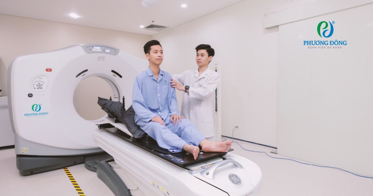 Trước khi xạ trị, người bệnh sẽ được chỉ định chụp CT hoặc SPECT CT