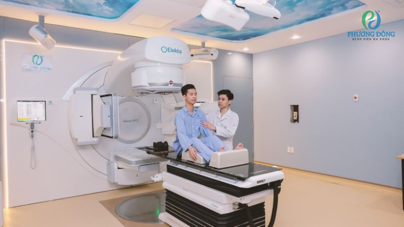 Xạ trị VMAT với bệnh nhân ung thư trực tràng tại Trung tâm Ung bướu, Xạ trị và Y học hạt nhân Quốc tế Phương Đông