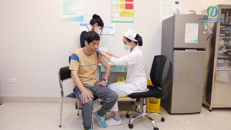 Tiêm chủng vắc xin trọn gói tại Bệnh viện Đa khoa Phương Đông