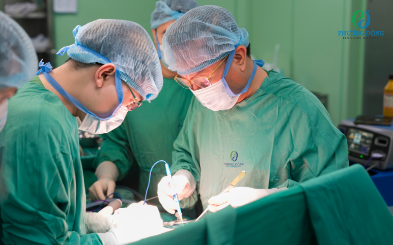 Sụt cân nhưng bụng phình to, người phụ nữ phát hiện khối u tái phát dính nhiều nội tạng
