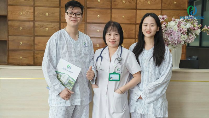 Bệnh nhân tiến hành vật lý trị liệu khôi phục chức năng cổ vai gáy tại Bệnh viện Đa khoa Phương Đông