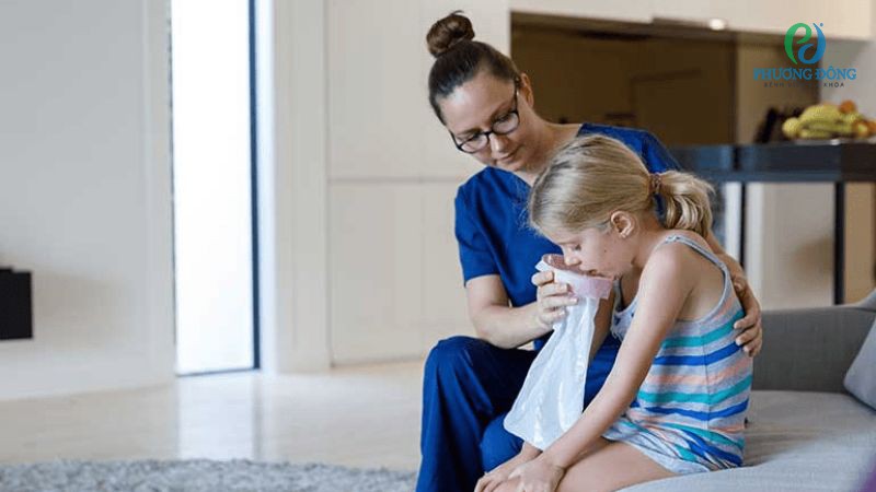 Tham khảo thời gian cho trẻ bú sau uống vaccine rota để tránh nguy cơ nôn trớ