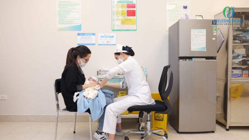 Đăng ký tiêm chủng vaccine phế cầu dịch vụ đơn giản và dễ dàng tại Trung tâm Tiêm chủng Phương Đông