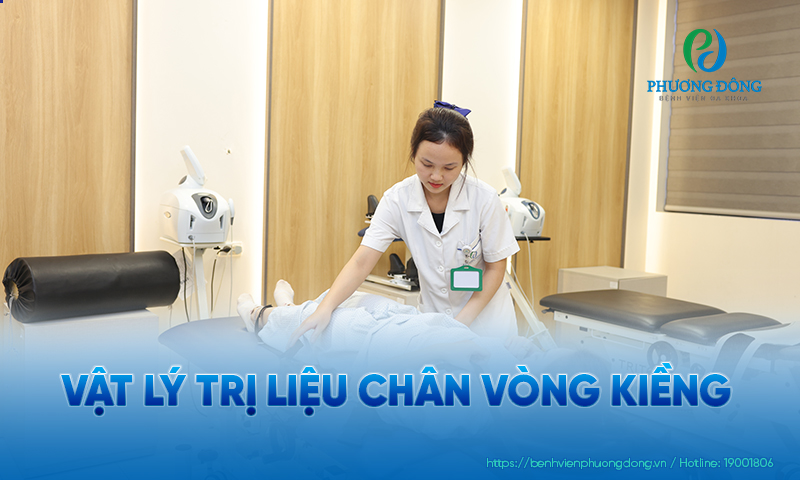 Tập vật lý trị liệu là một trong số các phương pháp cải thiện tình trạng chân vòng kiềng