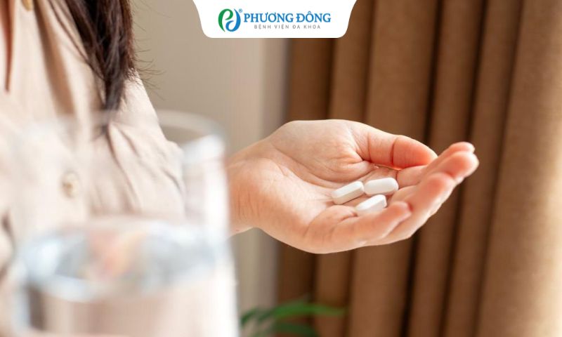 Nếu gặp biến chứng về đường tiết niệu người bệnh có thể được chỉ định dùng thuốc