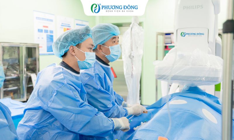 Cứu sống bệnh nhân cao tuổi nhồi máu cơ tim cấp giữa 