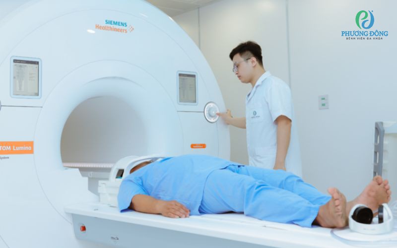 Ngày uống 3-4 lon nước tăng lực, tài xế vào viện với mức huyết áp 'chết người'
