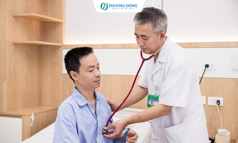 Từ cơn đau ngực bất thường đến 