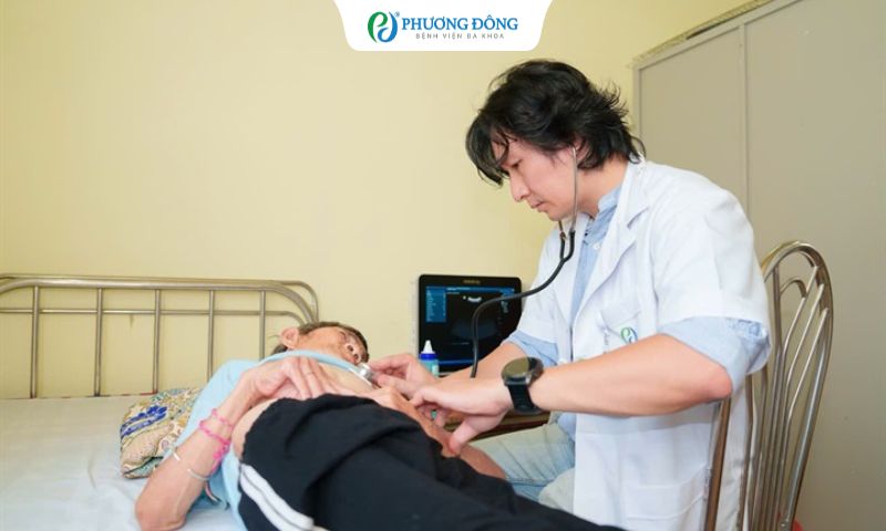 Mệt nhiều, yếu nửa người nhưng ngại làm phiền con, người phụ nữ phát hiện tái phát đột quỵ