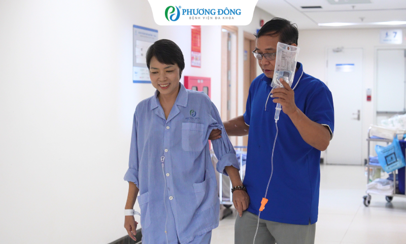“Khi đến Bệnh viện tôi phải ngồi xe lăn, nhưng khi ra viện tôi sẽ bước đi trên đôi chân của mình”