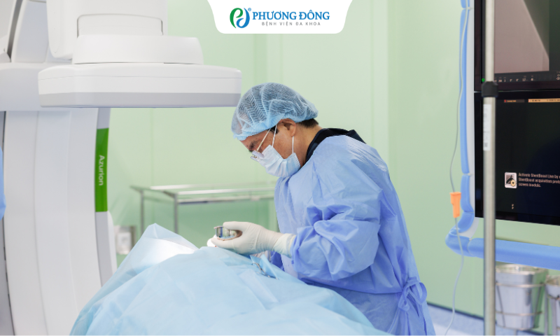 Làm chủ kỹ thuật cấy máy tạo nhịp 3 buồng: Trung tâm Tim mạch & Đột quỵ Quốc tế Phương Đông điều trị thành công cho bệnh nhân quốc tế