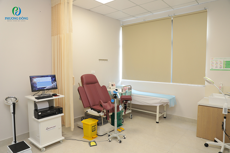 Hệ thống phòng khám sản phụ khoa tại BVĐK Phương Đông được trang bị thiết bị Y tế hiện đại.