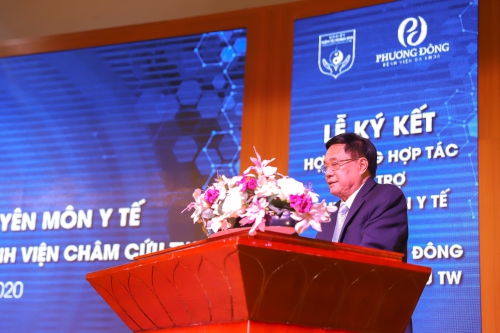 Giám đốc BV Nguyễn Trung Chính phát biểu buổi lễ