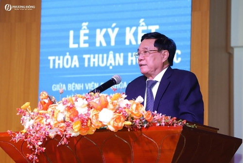 Ông Nguyễn Trung Chính - Giám đốc BVĐK Phương Đông phát buổi tại lễ ký kết