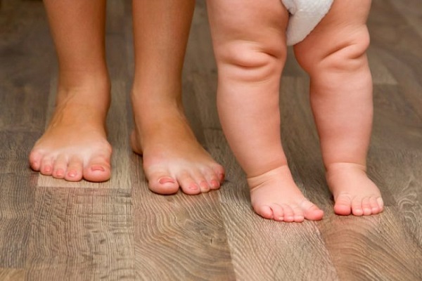 Trẻ bị bàn chân bẹt có thể do ảnh hưởng của chứng rối loạn phối hợp phát triển (Dyspraxia)