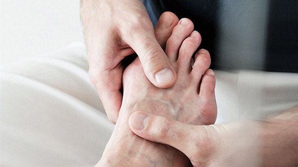 Gout là bệnh lý mãn tính, có thể kéo dài nhiều năm
