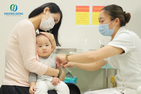 Mỗi người cần chủ động tiêm vắc xin phòng bệnh thủy dậu đủ liều theo khuyến cáo của Bộ y tế