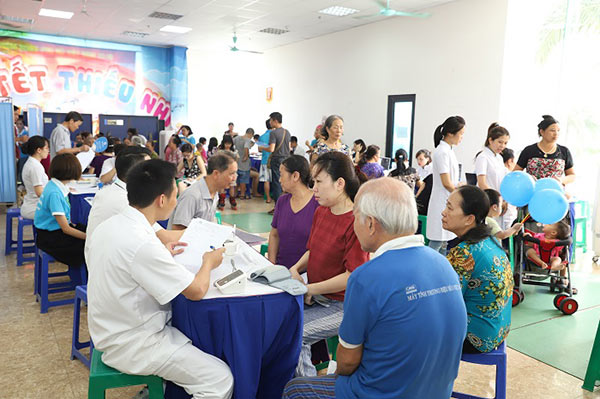 Đợt 1 của chiến dịch “Phương Đông vì sức khỏe cộng đồng” đã thăm khám miễn phí cho khoảng 2 nghìn người dân