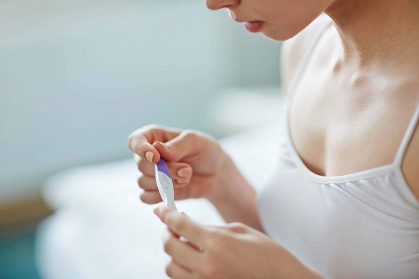 Máu báo thai là gì - những việc nên làm