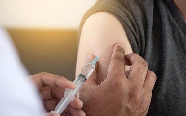 Vắc xin lao có hiệu quả đối với người lớn không?

