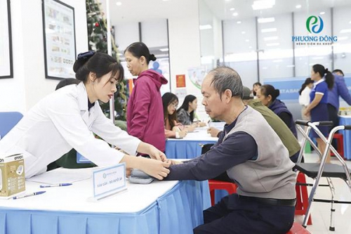 Bệnh viện Đa khoa Phương Đông khám tầm soát ung thư miễn phí cho cư dân Ngoại Giao Đoàn