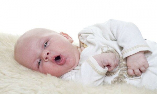 Trẻ 6 tháng bị ho: Những điều cha mẹ cần làm!