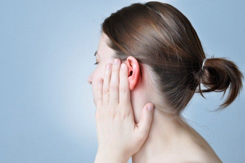 U bã đậu ở tai: Nguyên nhân, triệu chứng và cách điều trị