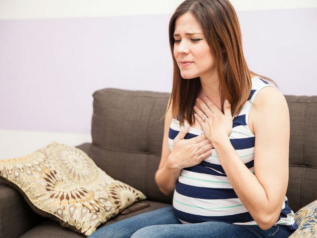 Thuốc Omeprazol là gì và tại sao nó được coi là lựa chọn an toàn cho phụ nữ mang thai khi điều trị đau dạ dày?
