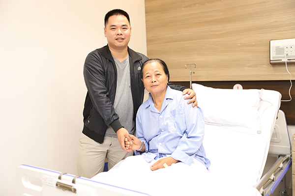 bệnh nhân Trương Thị Thắm hồi phục rất nhanh sau mổ nội soi