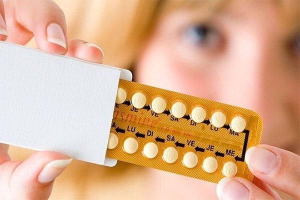 Uống thuốc tránh thai có thể khiến kinh nguyệt không đều