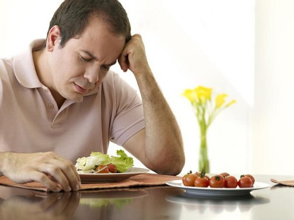Chế độ ăn uống mỗi ngày cũng đóng vai trò quan trọng đối với quá trình điều trị viêm đại tràng co thắt