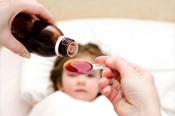 Để điều trị viêm phổi, trẻ có thể phải sử dụng đến thuốc kháng sinh