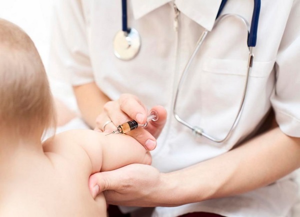 Phòng ngừa bệnh viêm phổi ở trẻ hiệu quả bằng cách tiêm vắc xin
